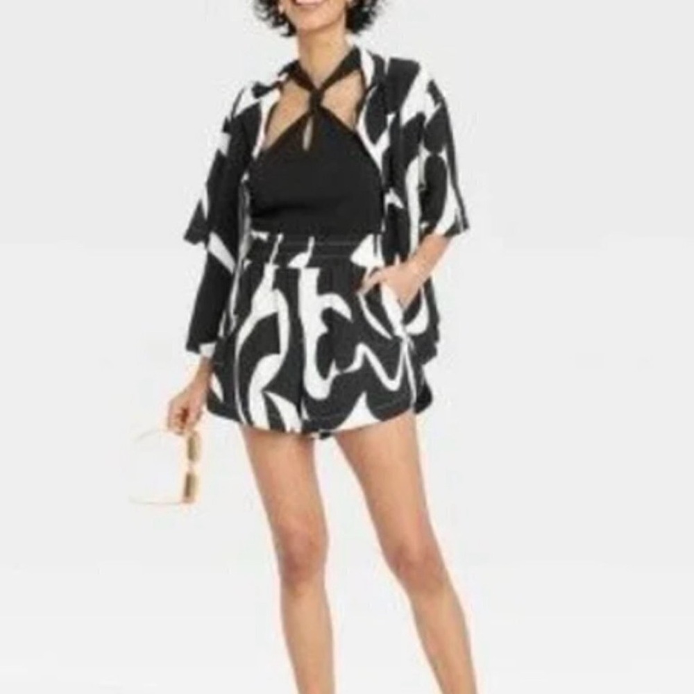 NWT SZ L A New Day Crepe Abstract Set